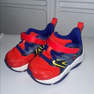 New Balance Little Boys Running Shoes Size 3 Wide Blue Red Sneakers Lace up